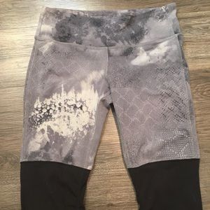 Alo ribbed goddess leggings size medium